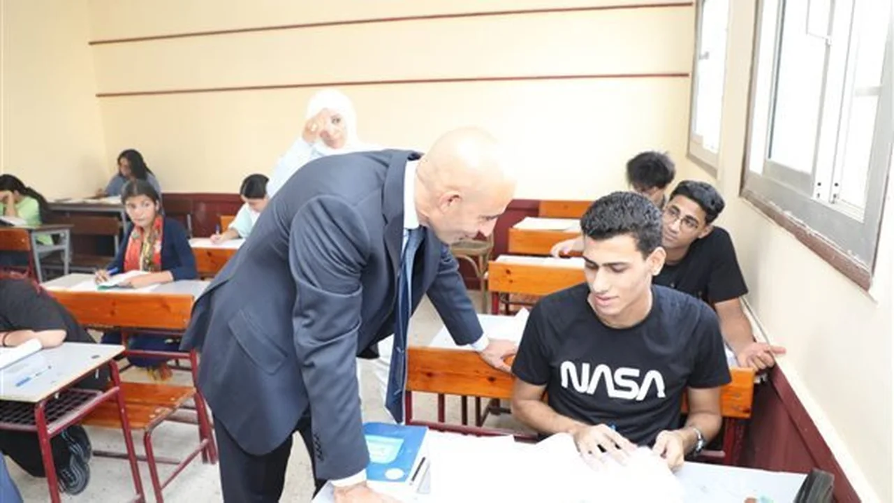 خريطة امتحانات المدارس.. موعد انطلاق اختبارات الفصل الدراسي الثاني لطلاب سنوات النقل